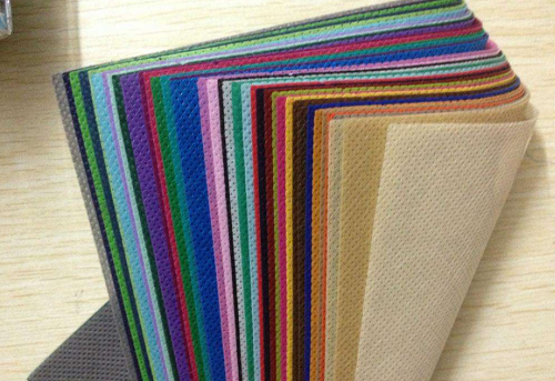 What are the types of non-woven fabrics? What points should be paid attention to when selecting